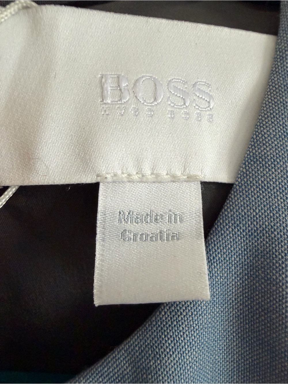 Hugo Boss Doreli Dress, 100% Virgin Wool, Size 6, Brand New with Tags - Picture 5 of 5